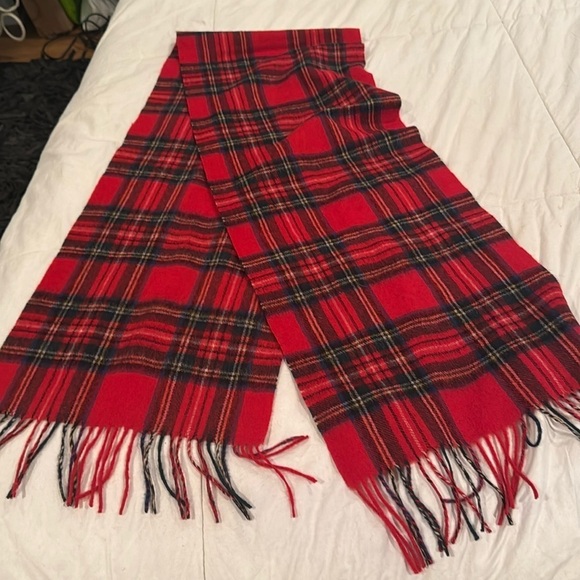 James Pringle weavers NWT 100% wool - Picture 1 of 2